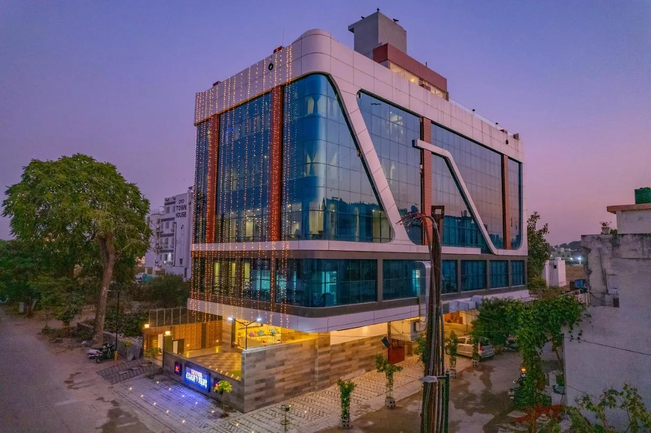 Pax Grand Blue Hotel Udaipur