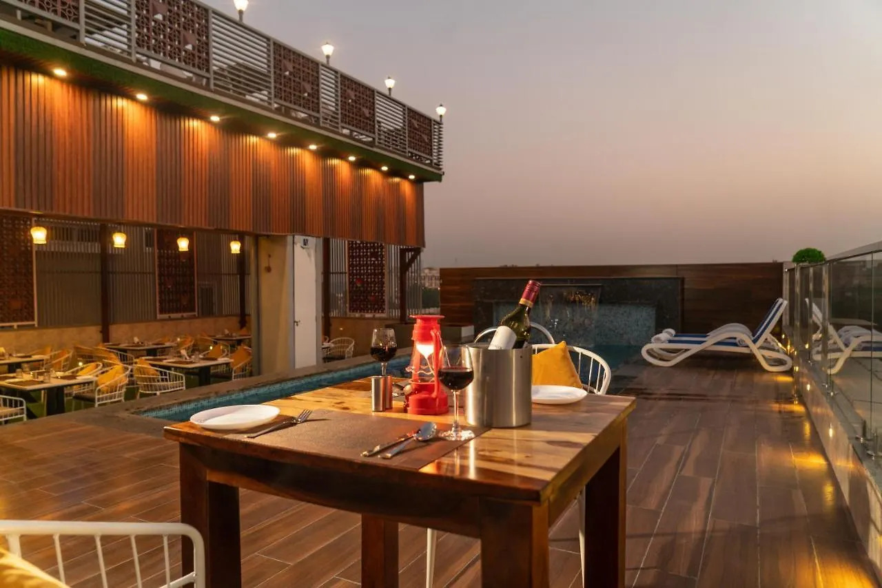 ****  Pax Hotel Grand Blue 3 Min Walk From Udaipur City Railway Station India